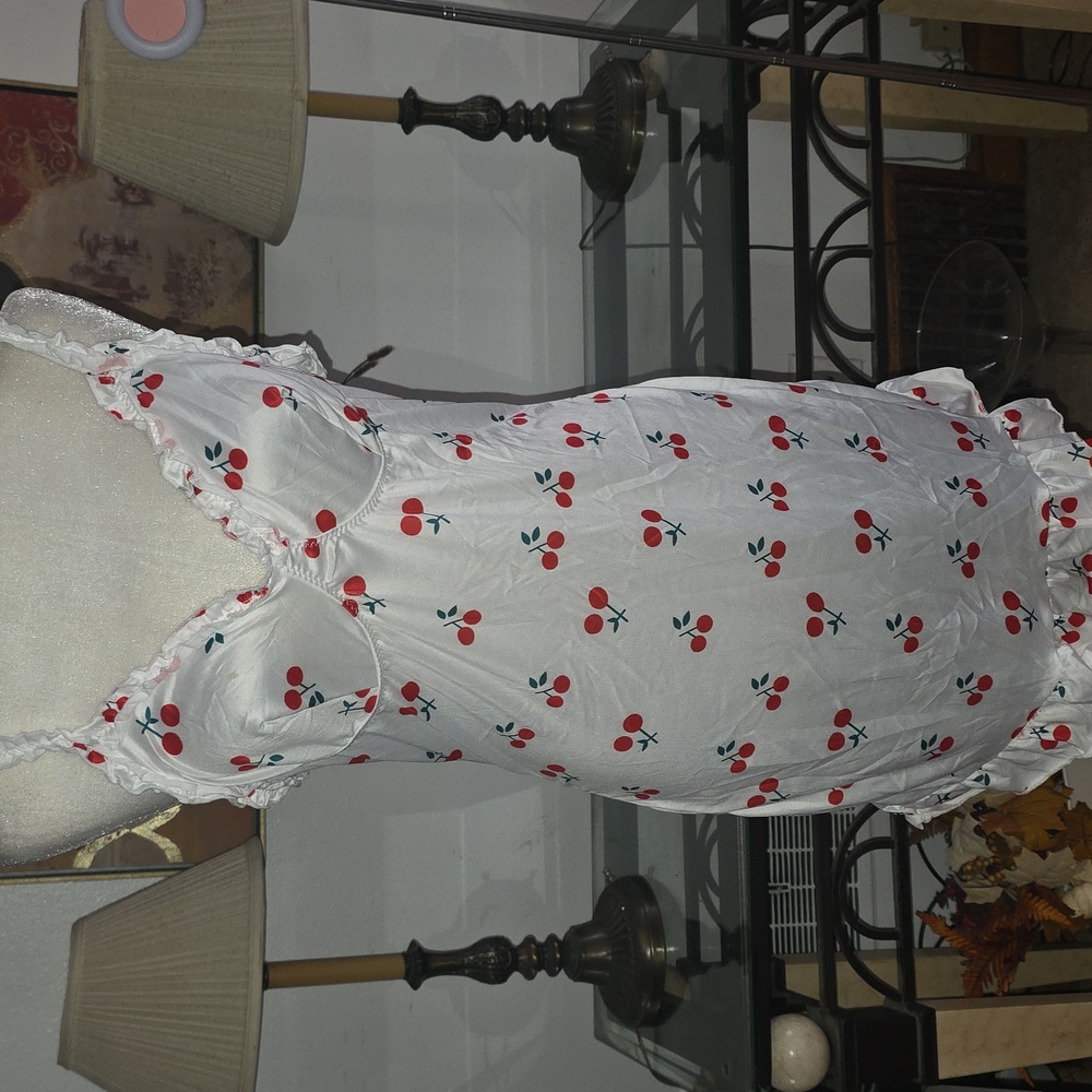 Cherry Print White Nightgown